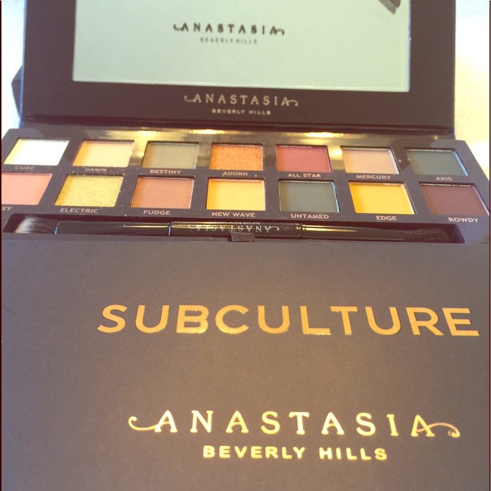 Anastasia subculture eyeshadow palette